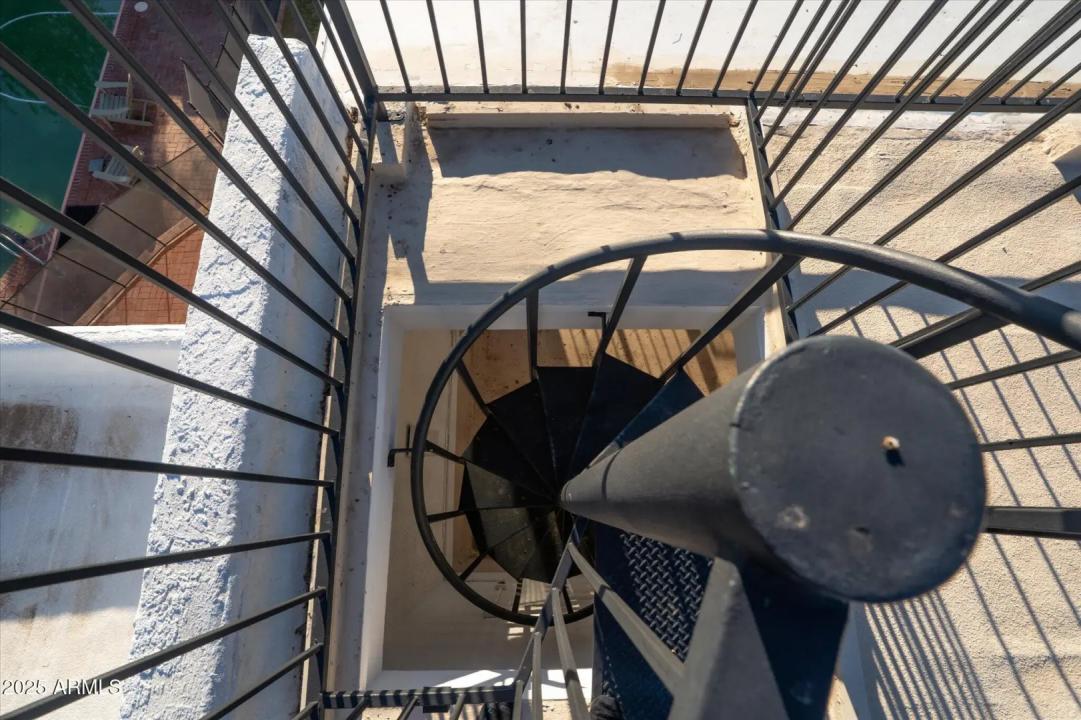 Real Estate Picture 17