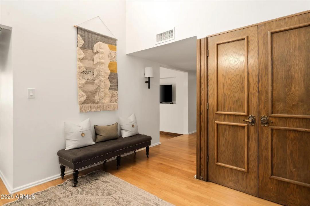 Real Estate Picture 26