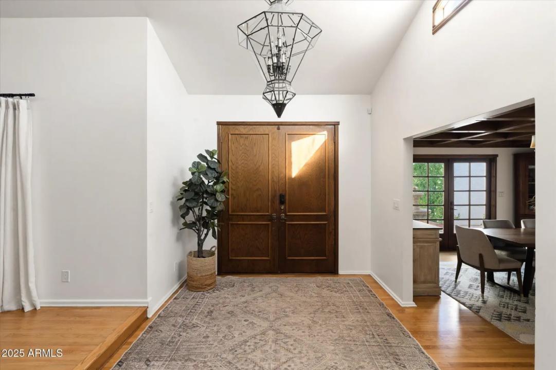 Real Estate Picture 27