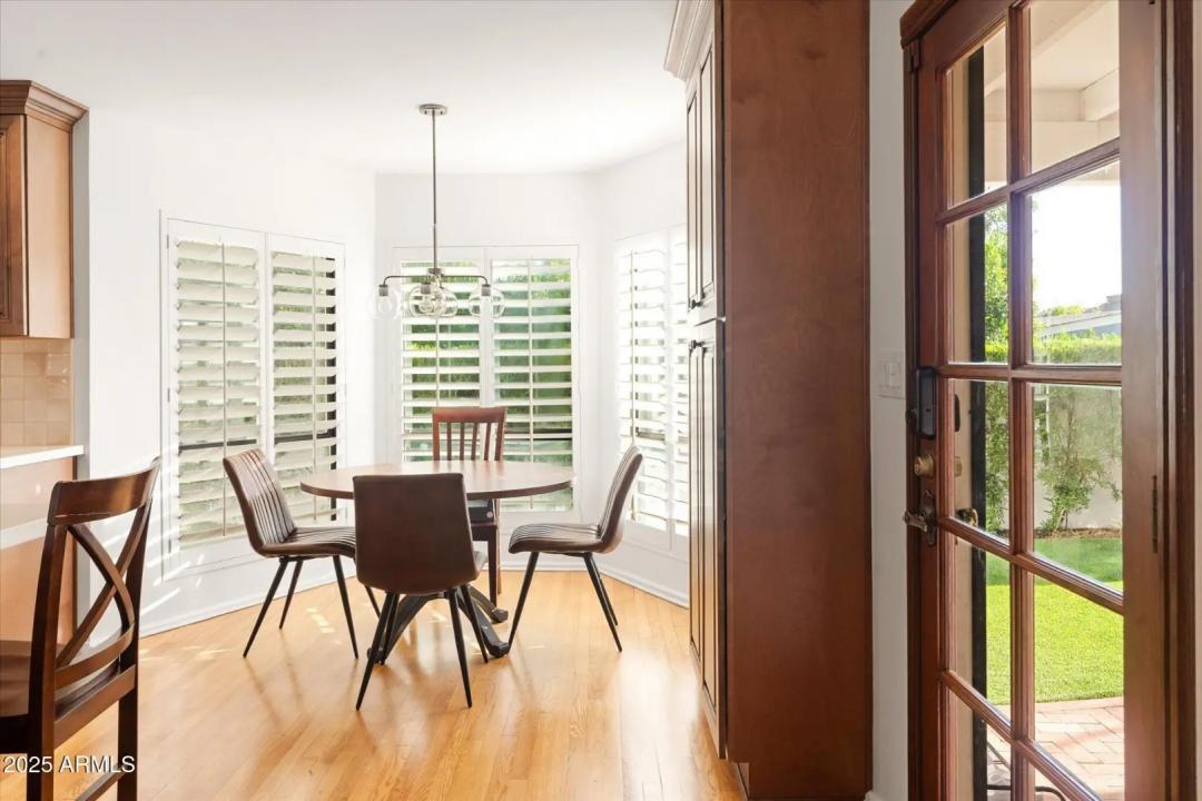 Real Estate Picture 35