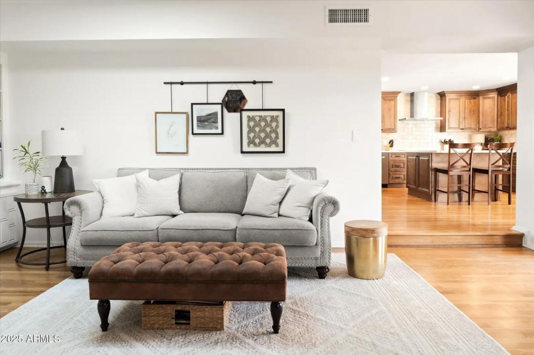 Real Estate Picture 40