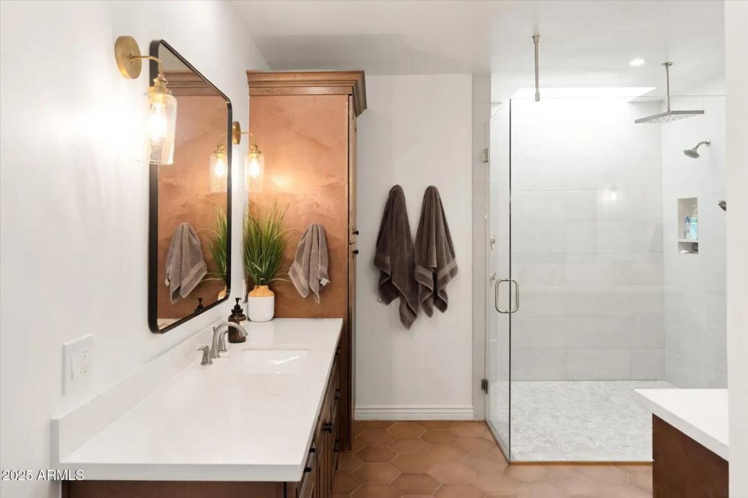 Real Estate Picture 51