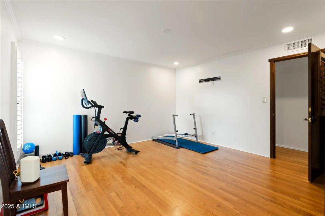 Real Estate Picture 60