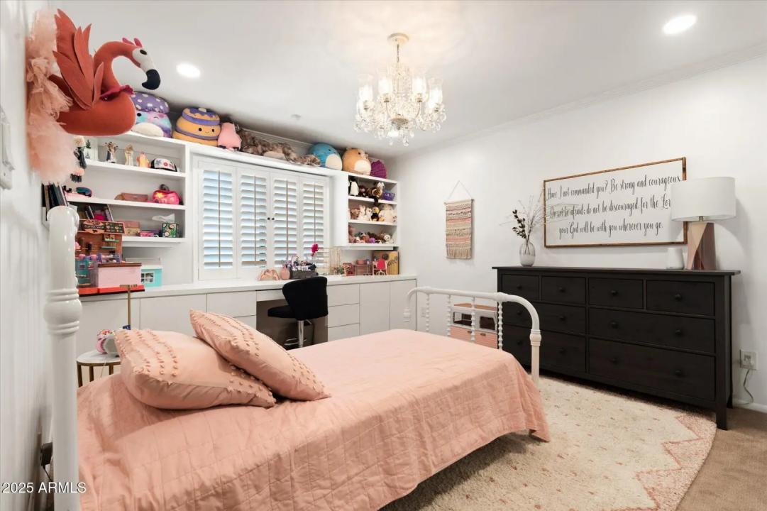 Real Estate Picture 64