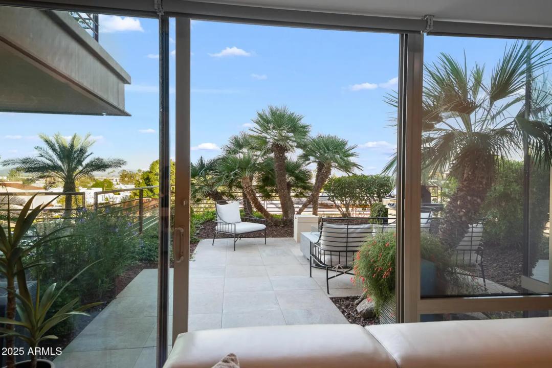 Real Estate Picture 6