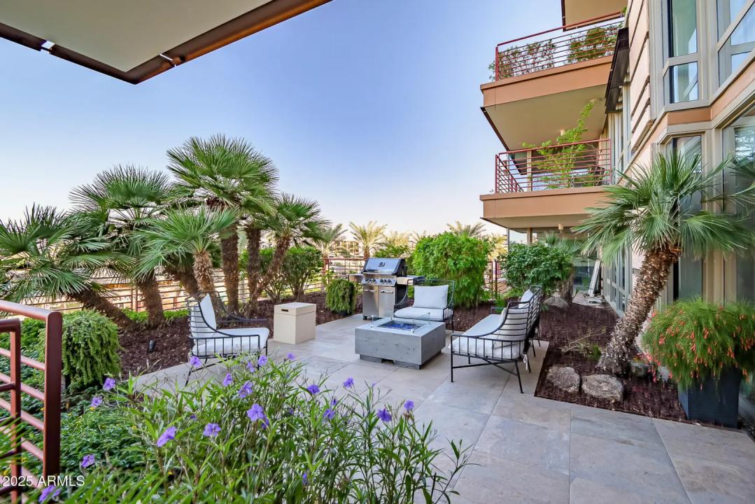 Real Estate Picture 5