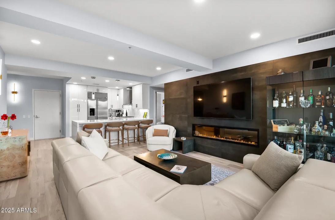 Real Estate Picture 20