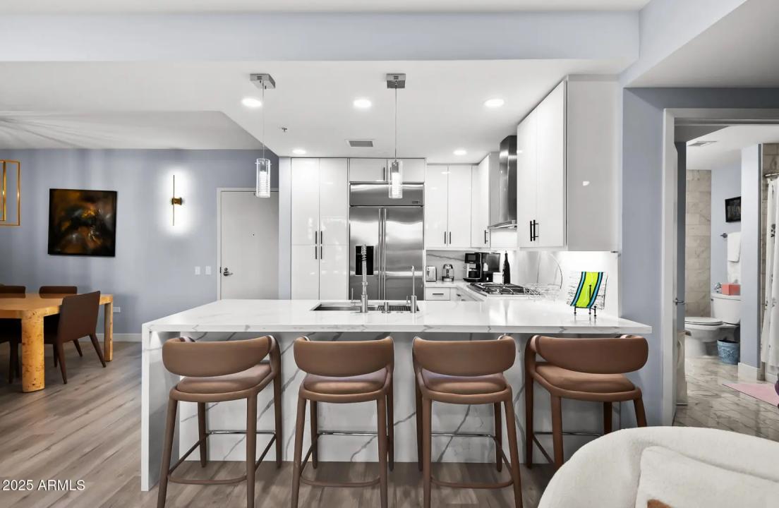 Real Estate Picture 23