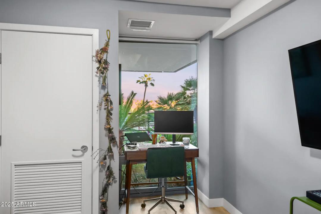 Real Estate Picture 44