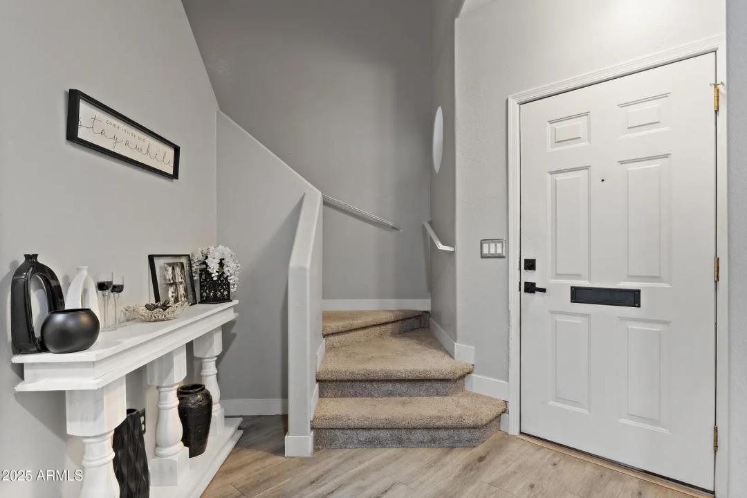 Real Estate Picture 5