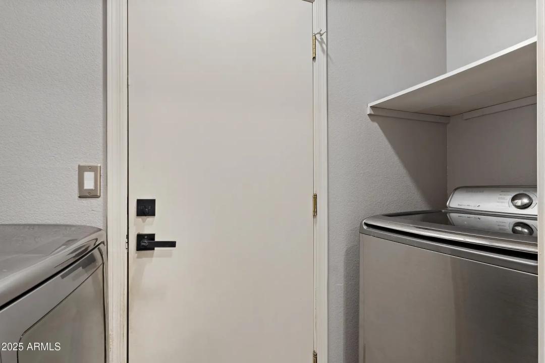 Real Estate Picture 17