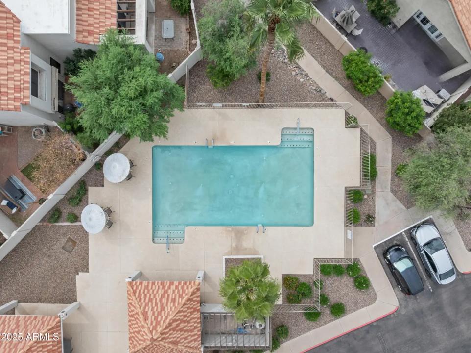 Real Estate Picture 35