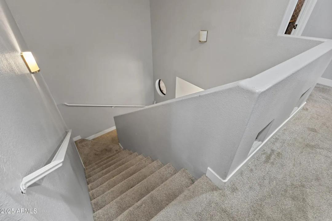 Real Estate Picture 18