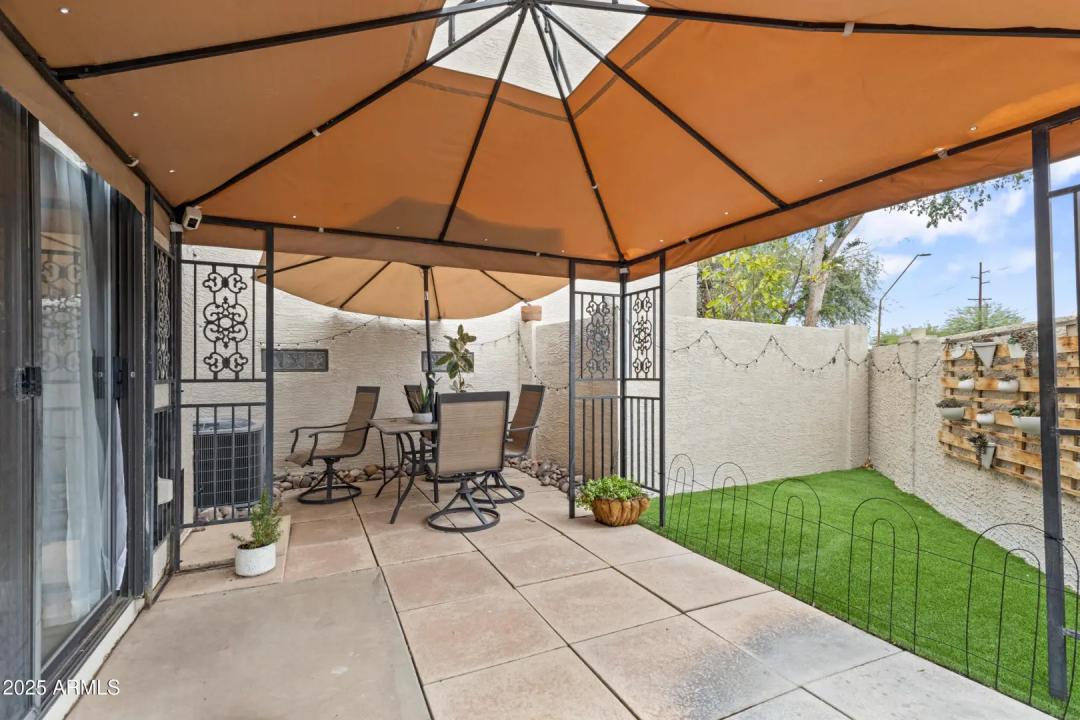 Real Estate Picture 34