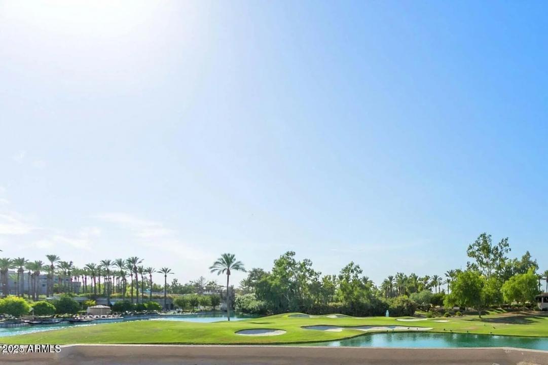 Real Estate Picture 8