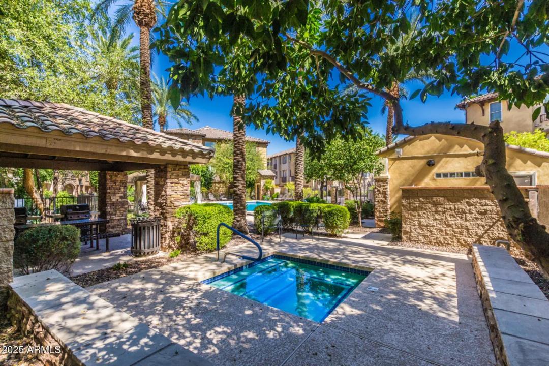 Real Estate Picture 26