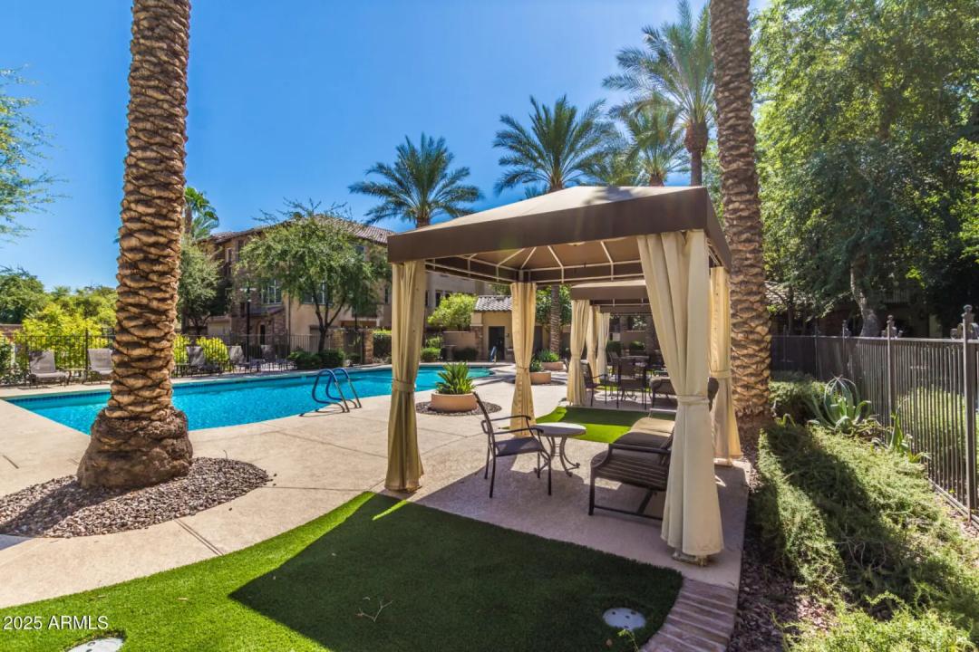 Real Estate Picture 28