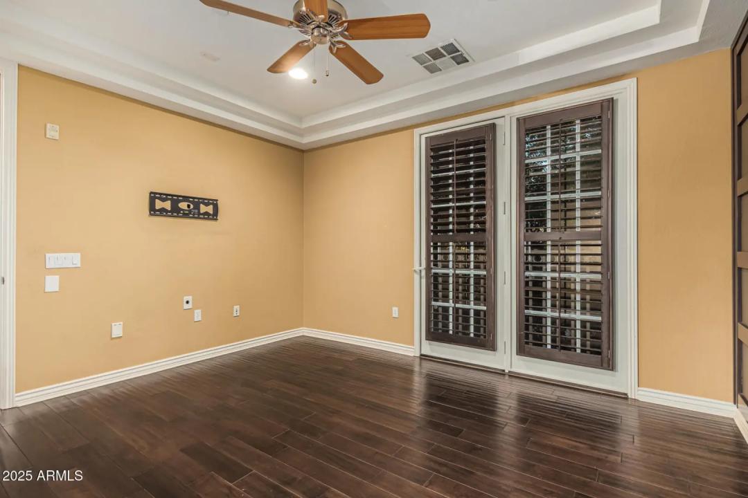 Real Estate Picture 19