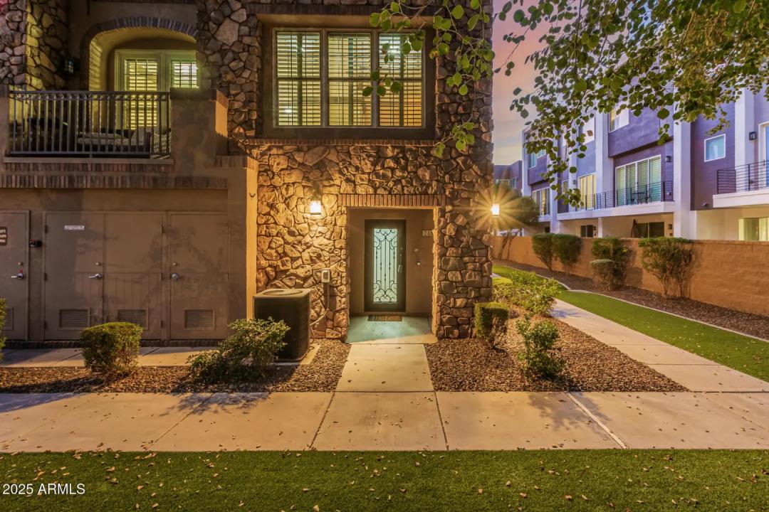 Real Estate Picture 2