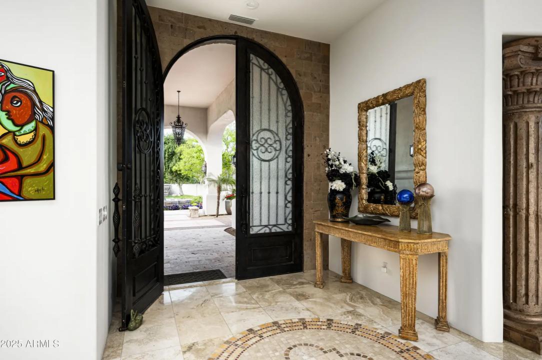 Real Estate Picture 6