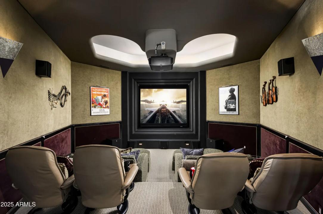 Real Estate Picture 20