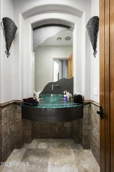 Real Estate Picture 21