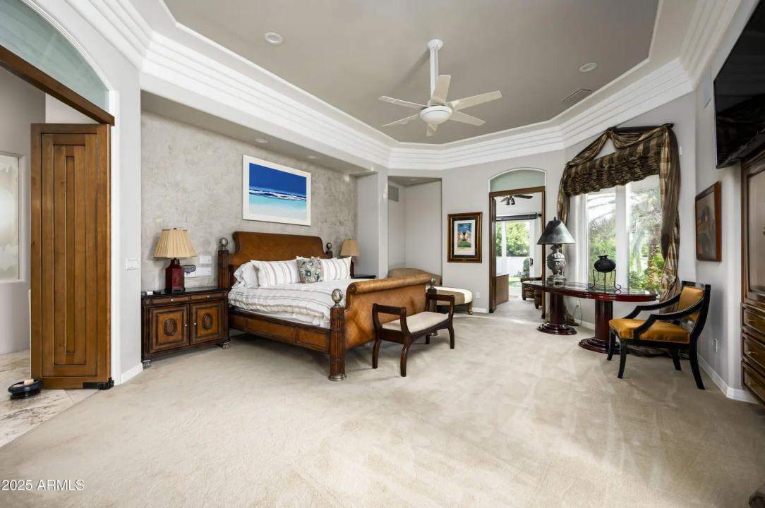 Real Estate Picture 24