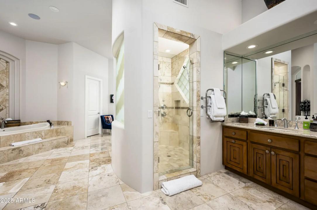 Real Estate Picture 28