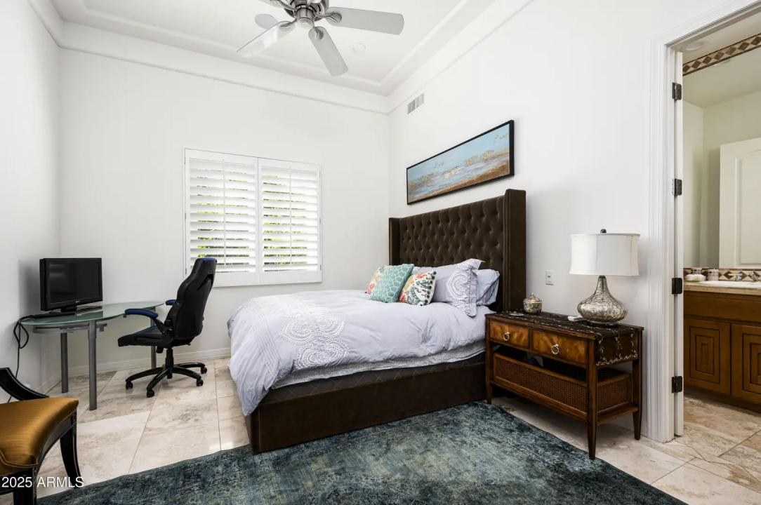 Real Estate Picture 38