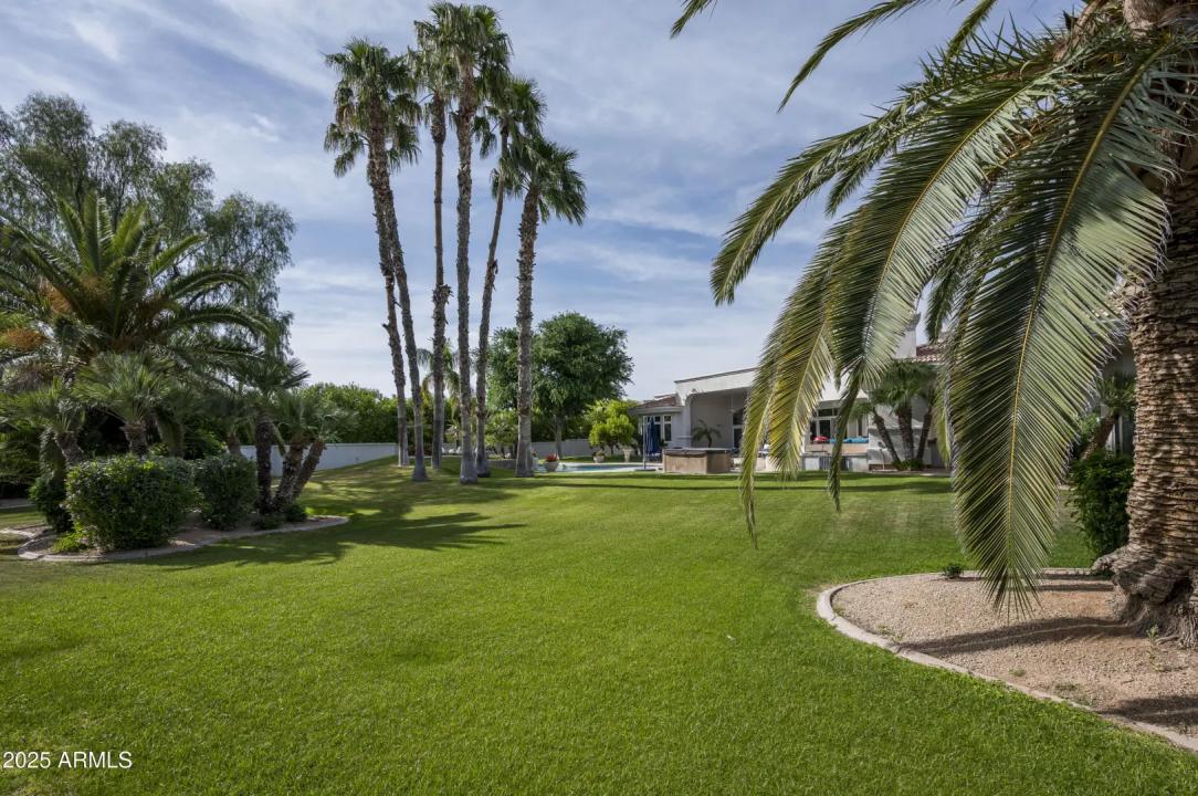 Real Estate Picture 54