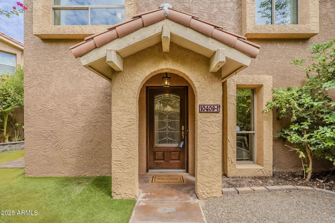 Real Estate Picture 2