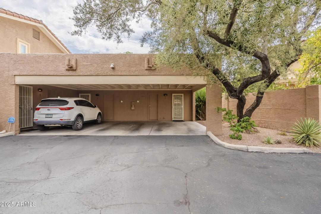 Real Estate Picture 37