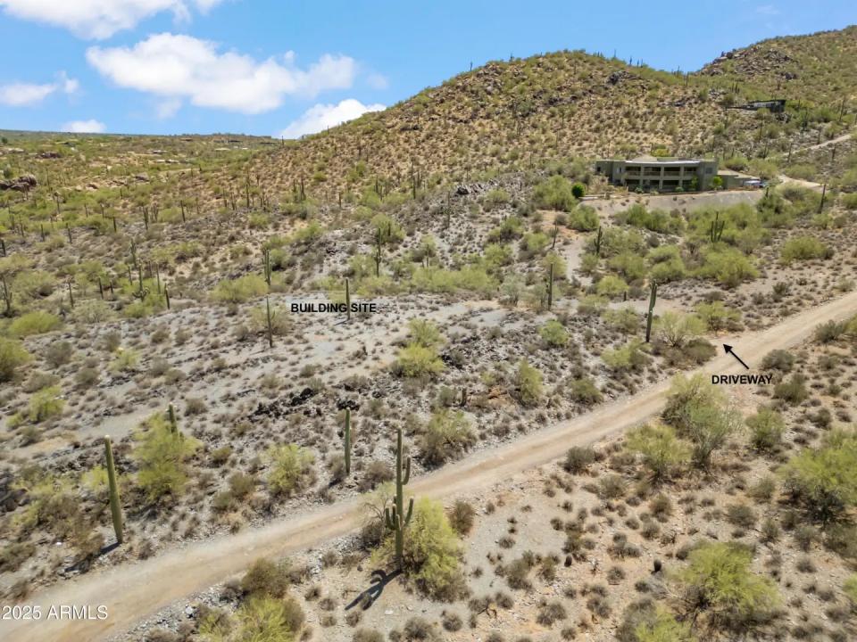 Real Estate Picture 9