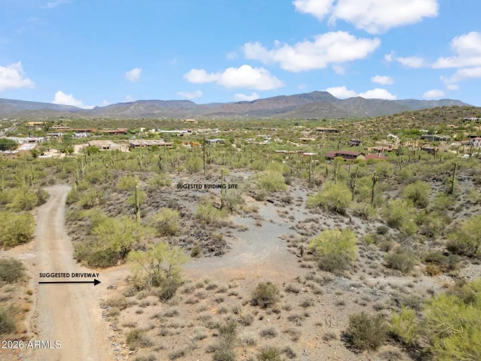 Real Estate Picture 6