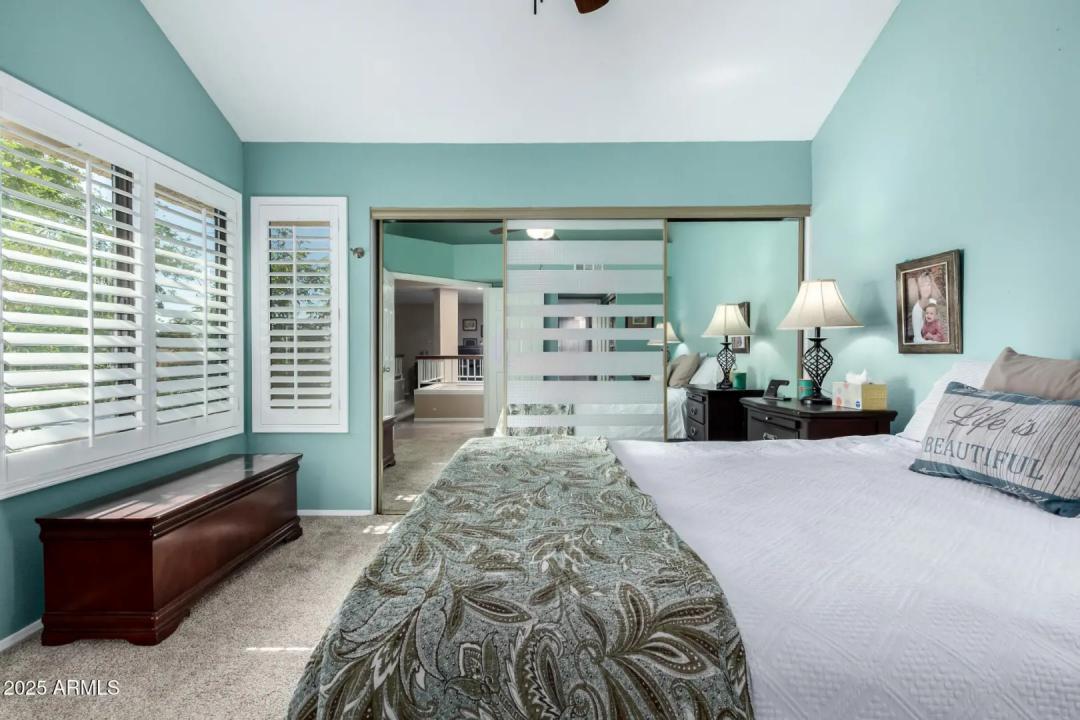 Real Estate Picture 14