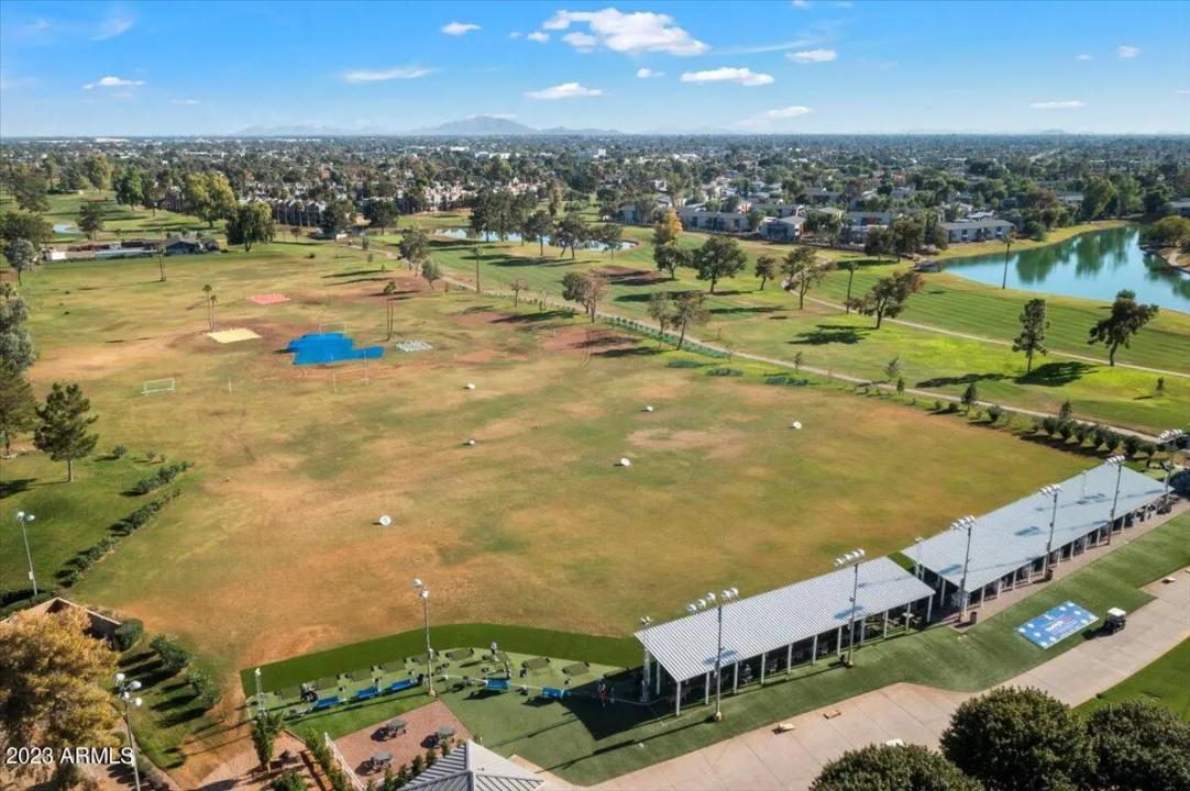 Real Estate Picture 33