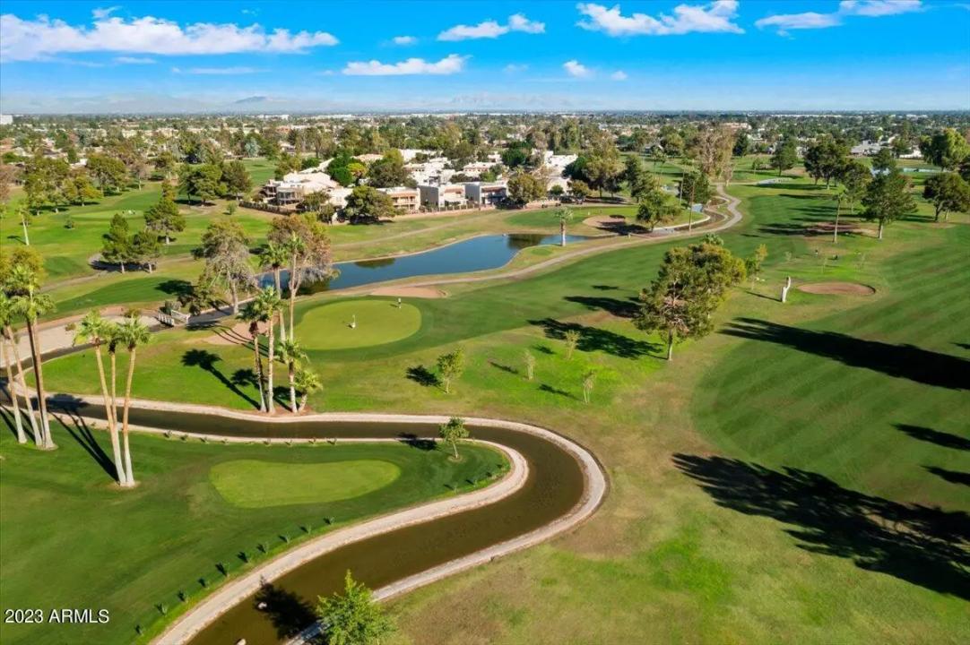 Real Estate Picture 34