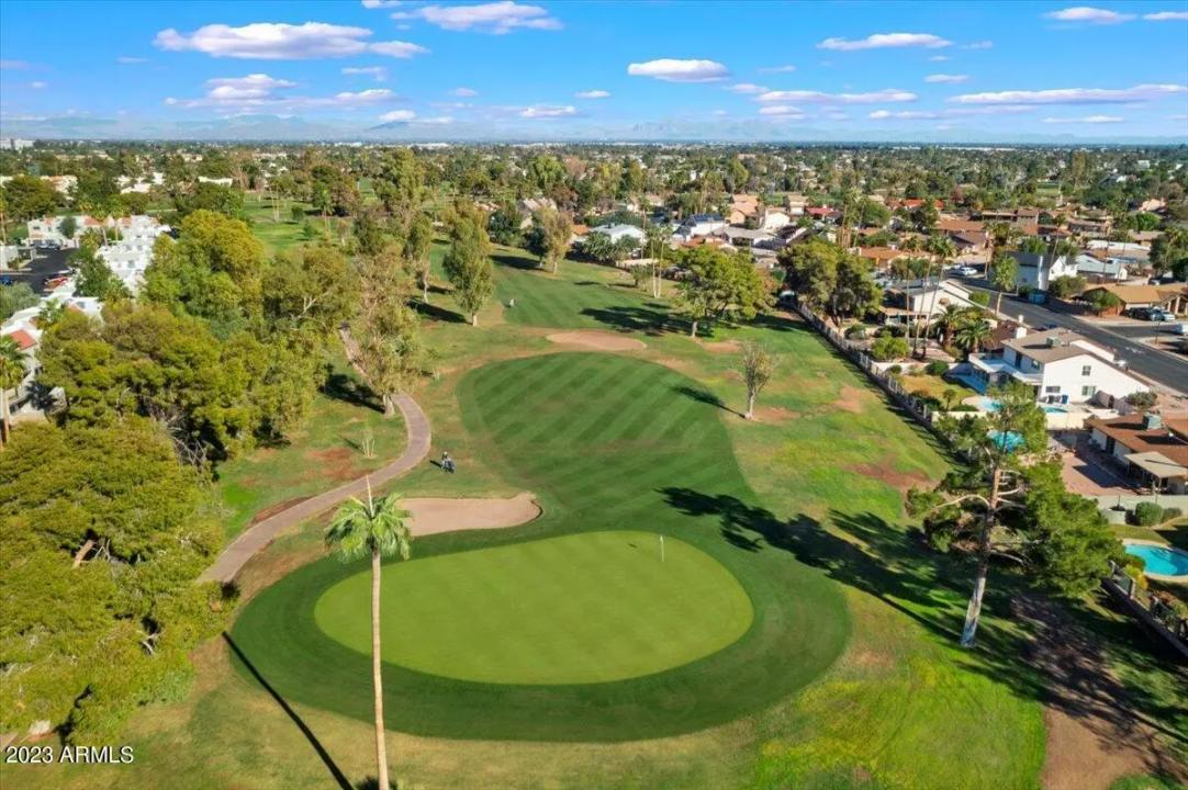 Real Estate Picture 35