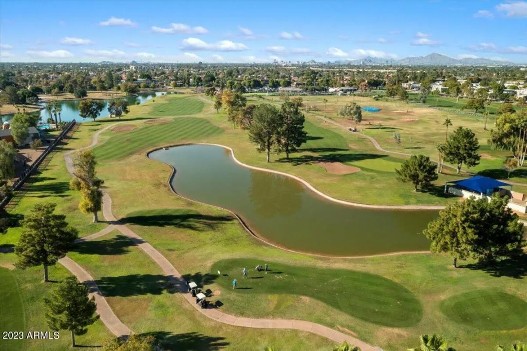 Real Estate Picture 36