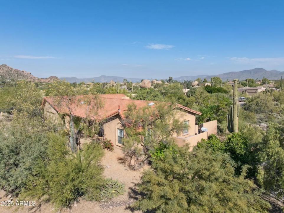 Real Estate Picture 35