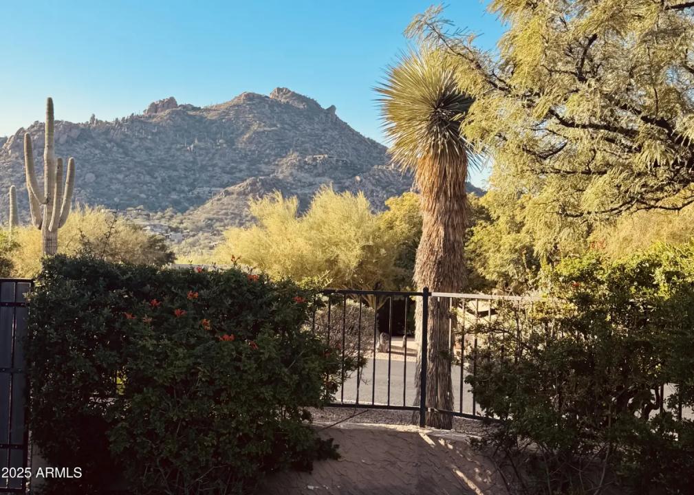 Real Estate Picture 6