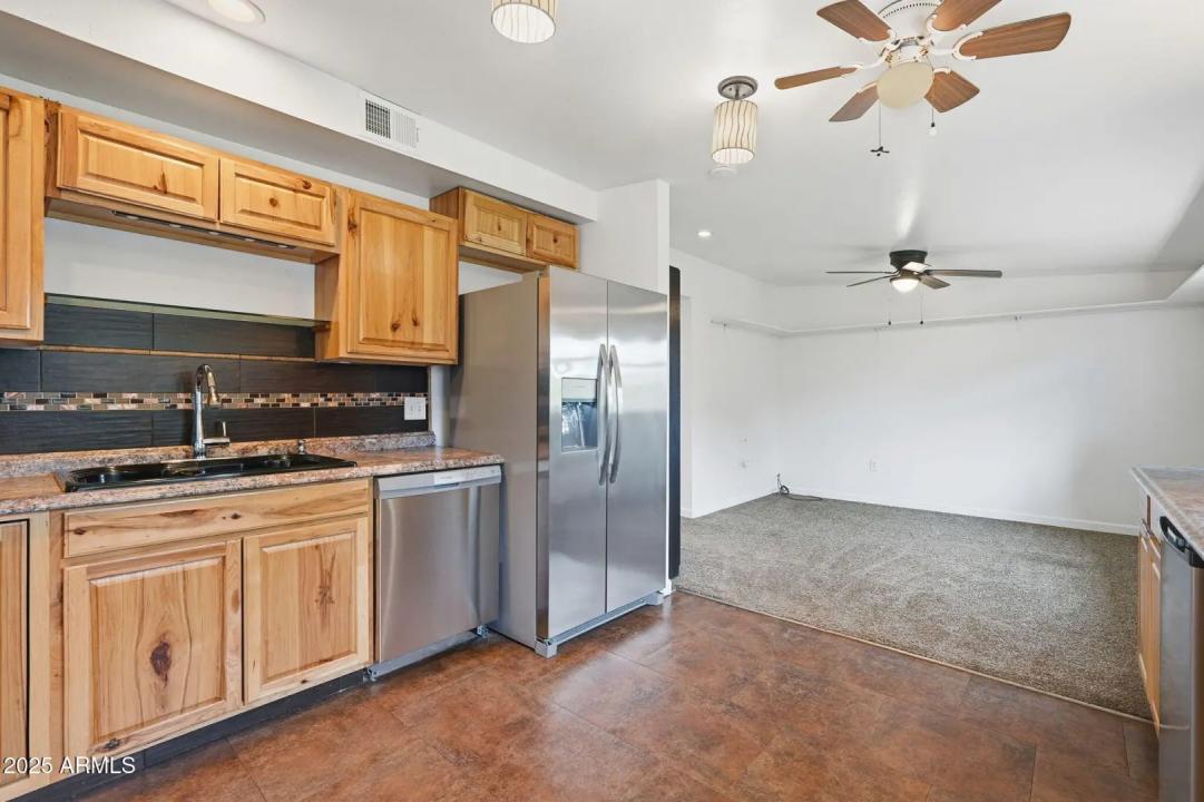 Real Estate Picture 31