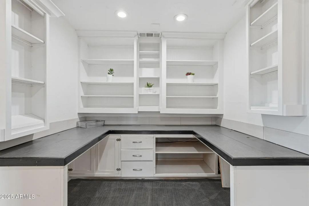 Real Estate Picture 34