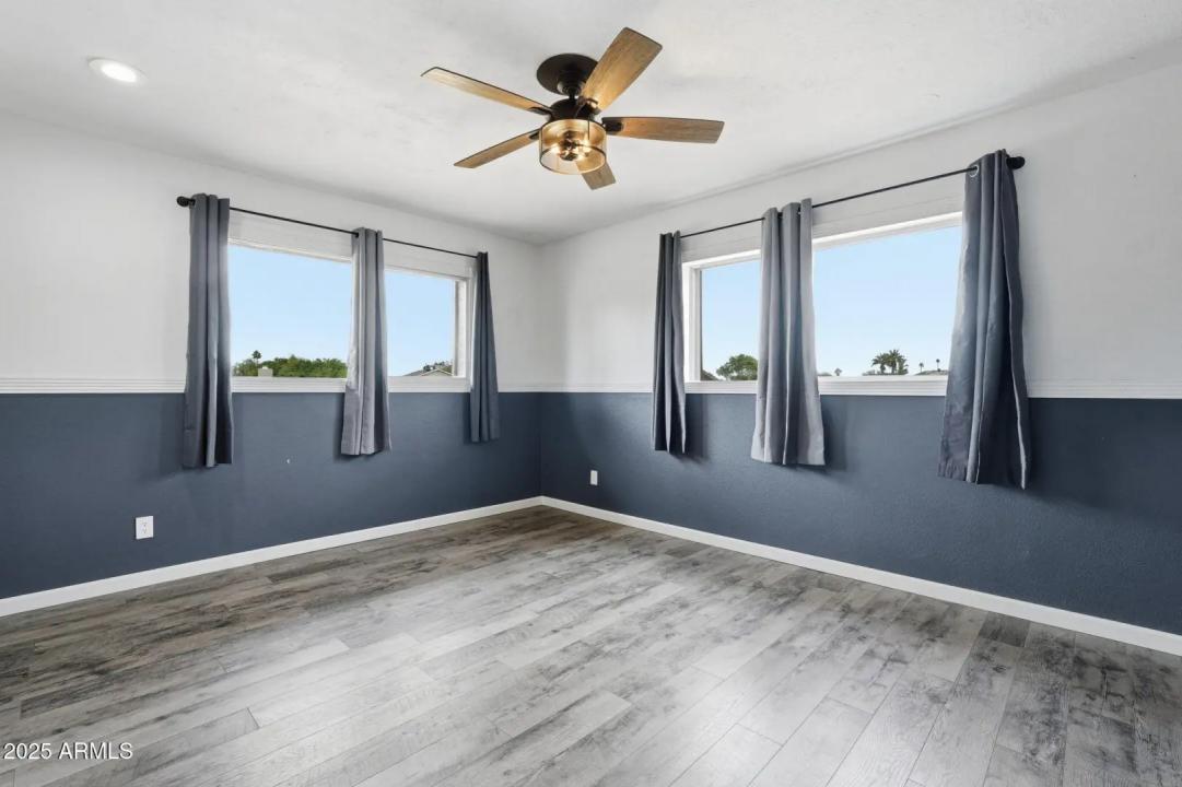 Real Estate Picture 22