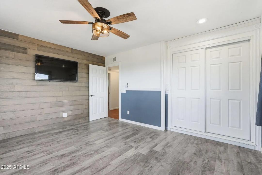 Real Estate Picture 21