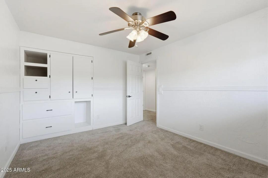 Real Estate Picture 19