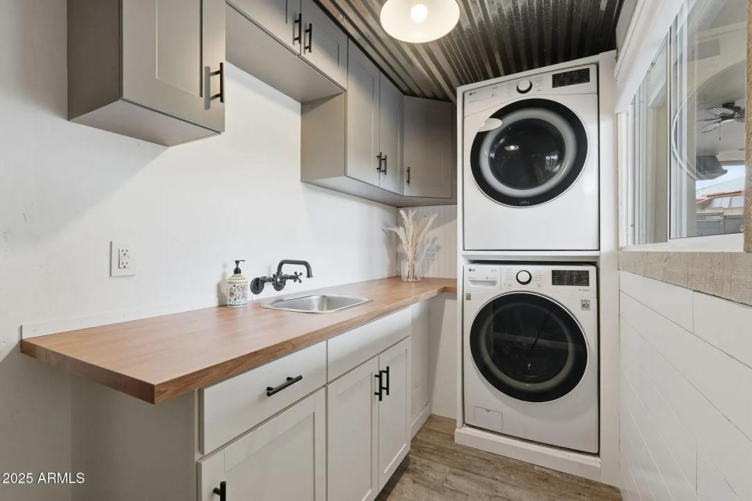 Real Estate Picture 20