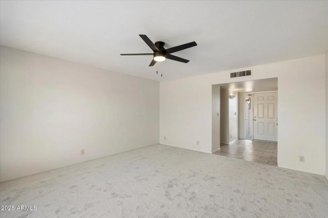 Real Estate Picture 11