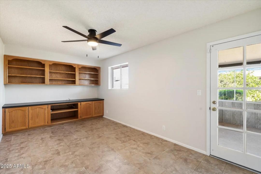 Real Estate Picture 10