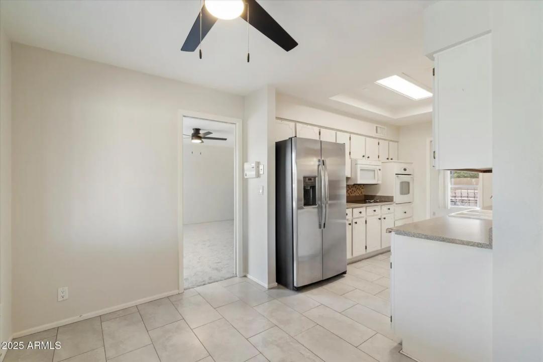 Real Estate Picture 6